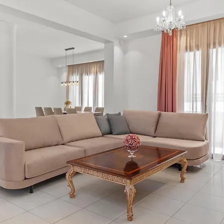 7 Minutes From Centre - Luxury 6br Willa *