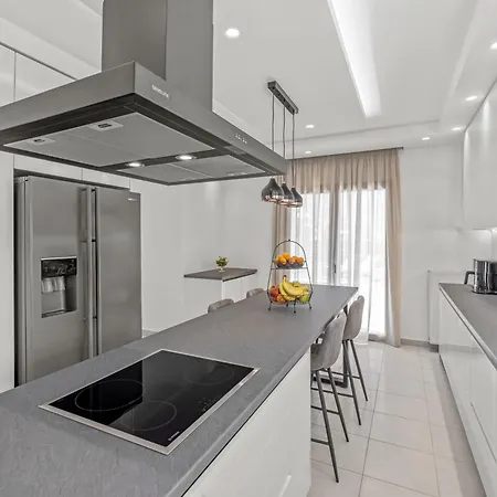 Вилла 7 Min From Center - 6br With Airport Shuttle *